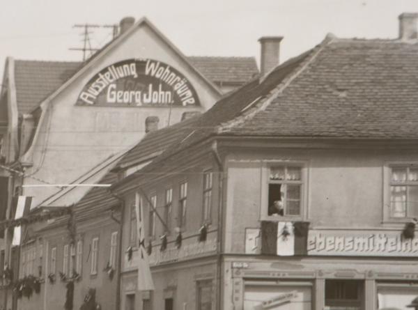 drei alte Negative - SA Marsch durch mir unbekannte geschmückte Stadt - Werbung Ausstellung Wohnräume Georg John.